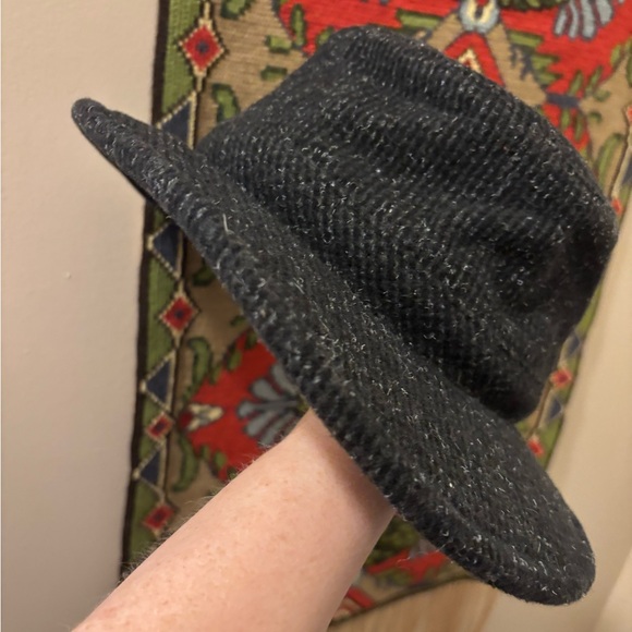 Tilly's Winter Wool Hat - Picture 12 of 12